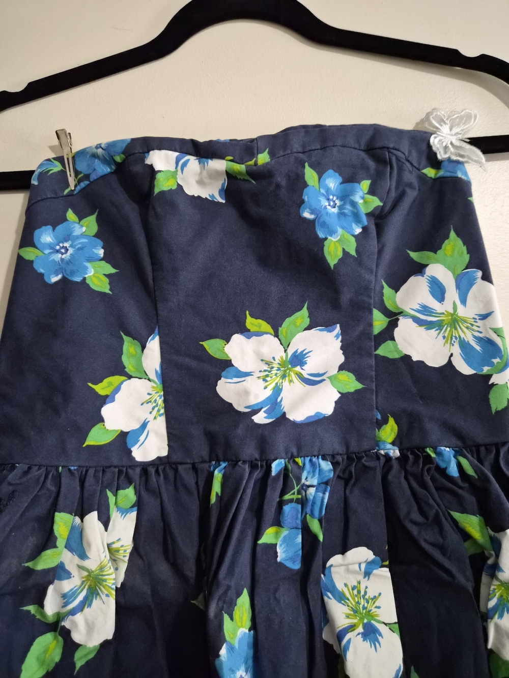 Holister Navy Floral Strapless Sundress with Blue & White Flowers - Picture 3 of 8
